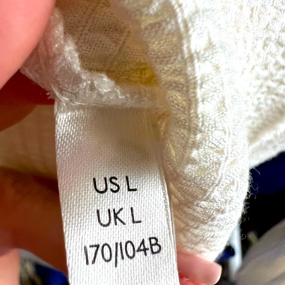 Free People Gorgeous Puff Sleeve Blouse Deep V Plunge Neckline Cream Size Large - Picture 11 of 11